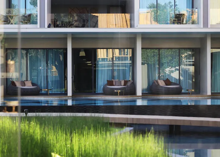 The Signature Hotel Airport